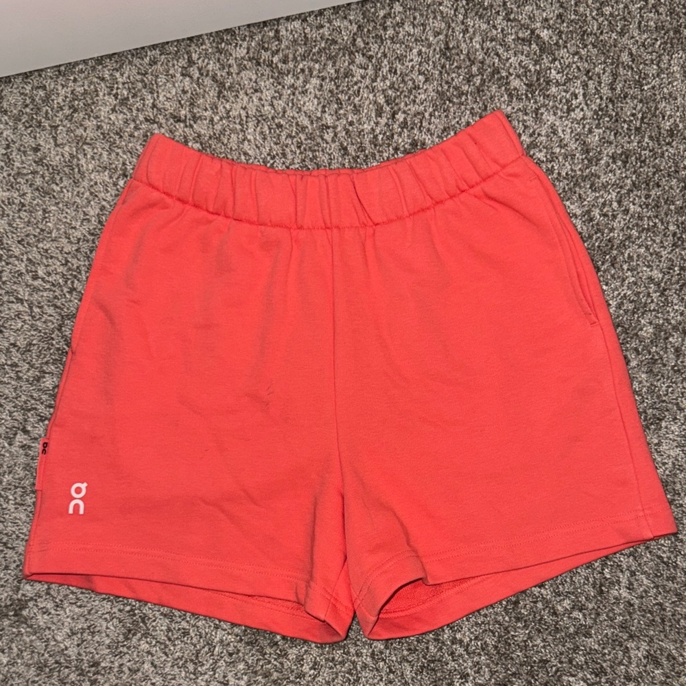 On Running Club Shorts